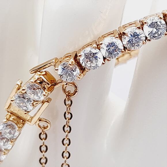 Vintage CZ Clear Rhinestone Tennis Bracelet - 7 1/4 Inches - RS Fold Over Clasp - Picture 6 of 10